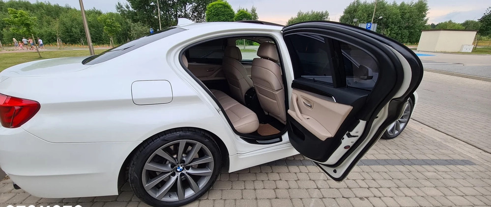 BMW Seria 5 cena 74900 przebieg: 192000, rok produkcji 2012 z Gołdap małe 781